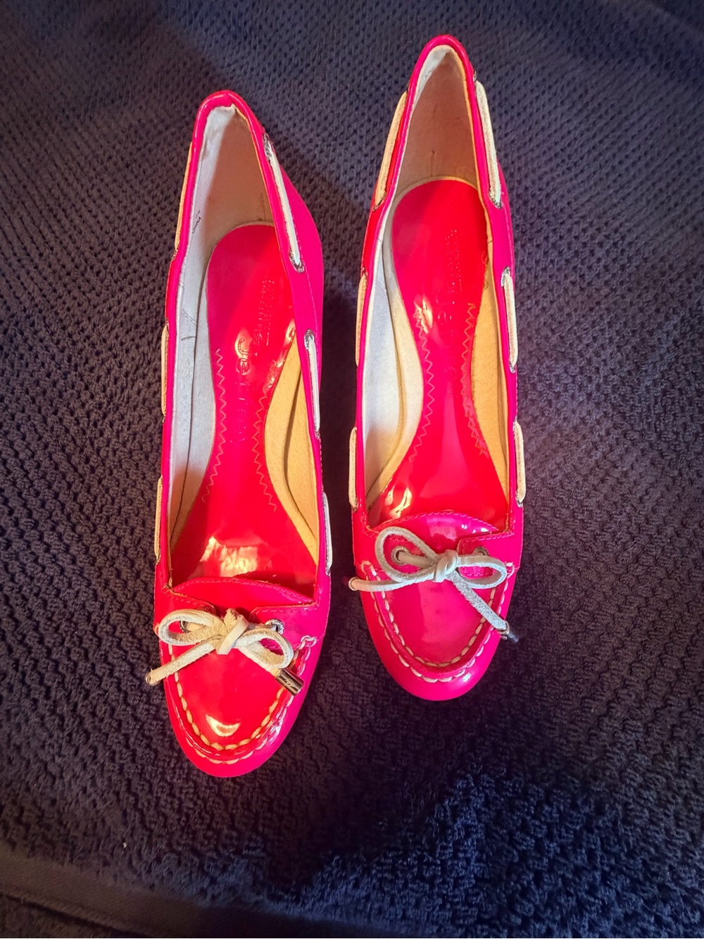 Sperry Bright Pink Patent Loafers with Cream Bow